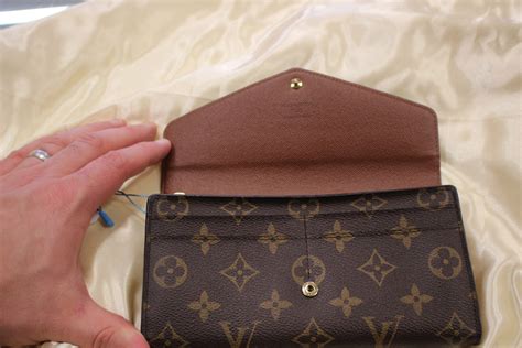 louis vuitton sarah wallet price|Sarah Wallet Monogram Canvas .